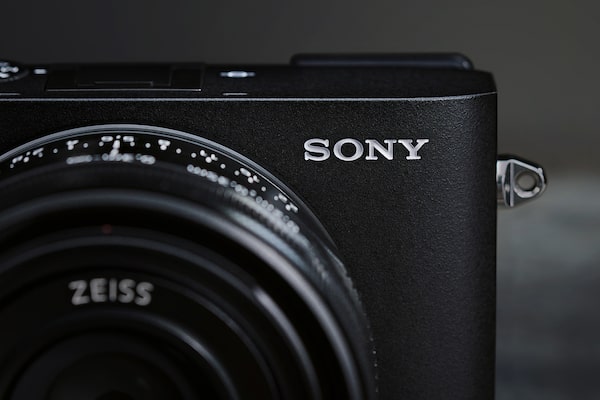 Compact Camera | RX1RIII | Sony Indonesia